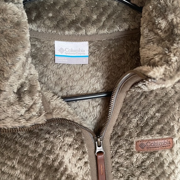Columbia zip up fuzzy sweater - women’s size small - Picture 2 of 2